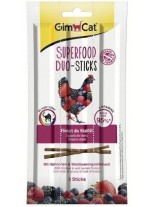 GimCat Superfood Duo-Sticks - Лакомства за котки - Саламена пръчица с пилешко месо и горски плодове 3 бр. - 15 гр.